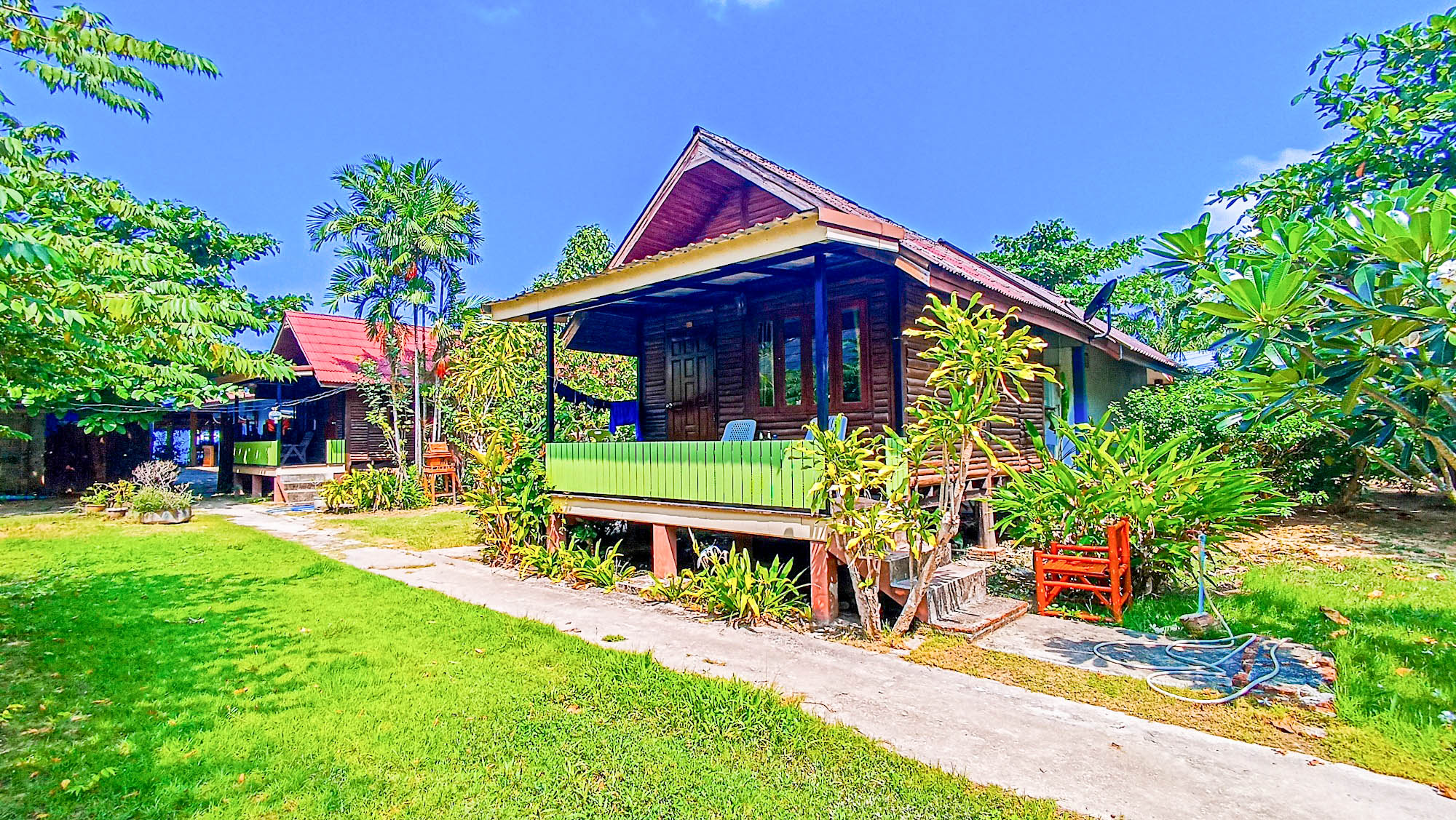 Beachfront Resort for sale koh lanta